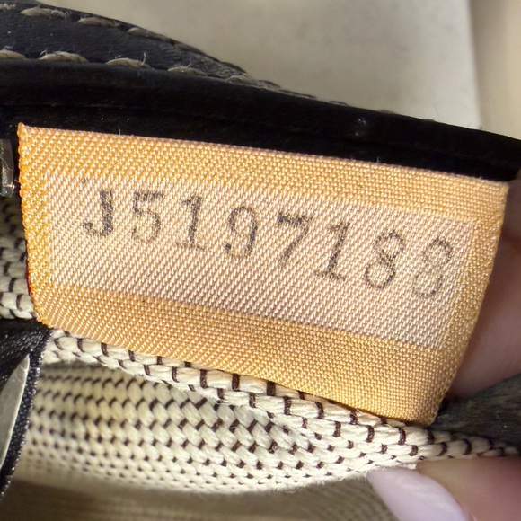 Vintage Dooney & Bourke Alto Croc Embossed Leather Zip Satchel Shoulder Bag✨ - Picture 9 of 9